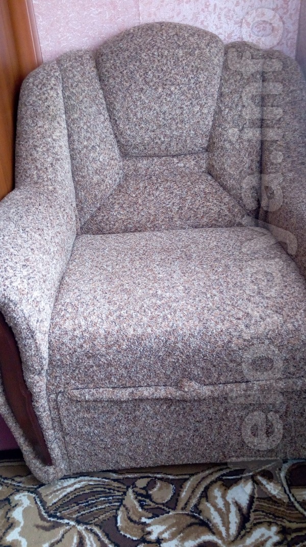 Продам кресло - кровать с пуфом