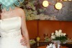Короткое свадебное платье с атласной накидкой (болеро) + туфли в пода фото № 2