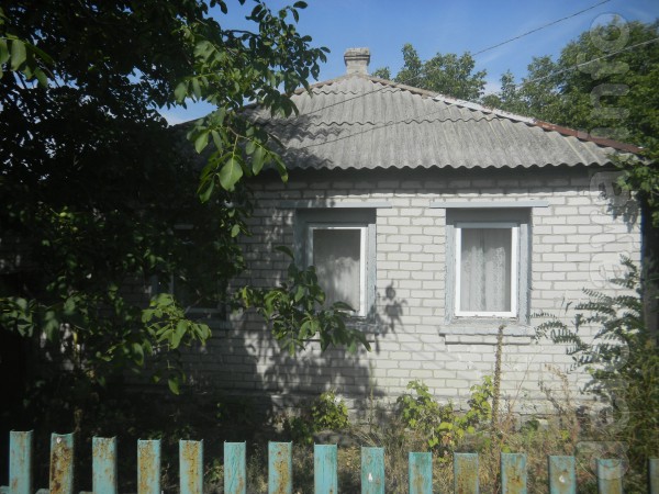 Продам дом в г.Лисичанск ( р-н Стекольного) ,площадью 69 кв.м ,4 комн