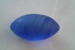 Камень в форме яйца. Цветное отшлифованное стекло. Размеры 8,5 см х 5