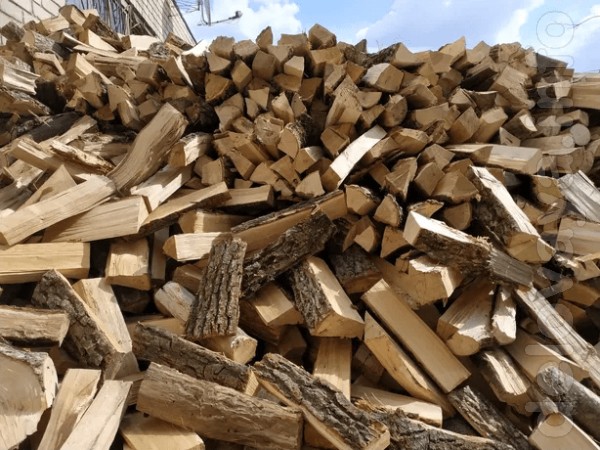Готуйтеся до зими Купуйте дрова. В наявності рубані дрова твердих пор